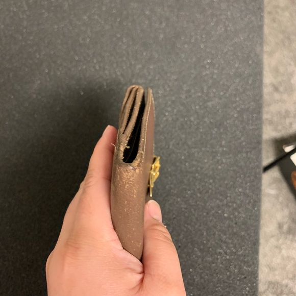 Gucci Authentic vintage  brown leather bifold wallet - Picture 14 of 15